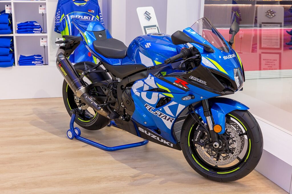 Suzuki GSXR 1000 Historia i Ewolucja